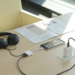 J5CREATE JCA122-N USB-C to 3.5mm Audio Adapter